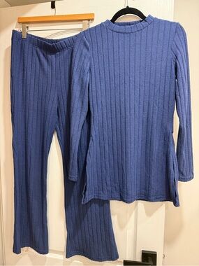 SHEIN Blue Ribbed Knit Top Coord SET